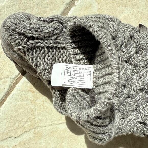 UGG Australia Mahalya Grey Tall Knit Sweater Pull On Sock Boots Size 7 NWOT - Picture 5 of 7